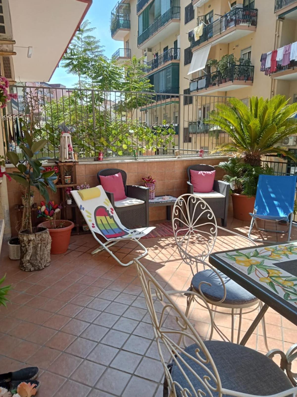 La Terrazza Di Monica & Teresa Panzió Portici Kültér fotó