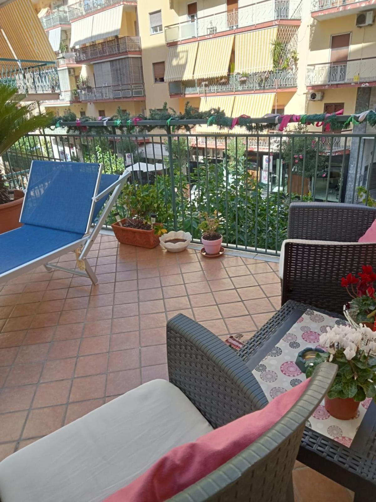 La Terrazza Di Monica & Teresa Panzió Portici Kültér fotó