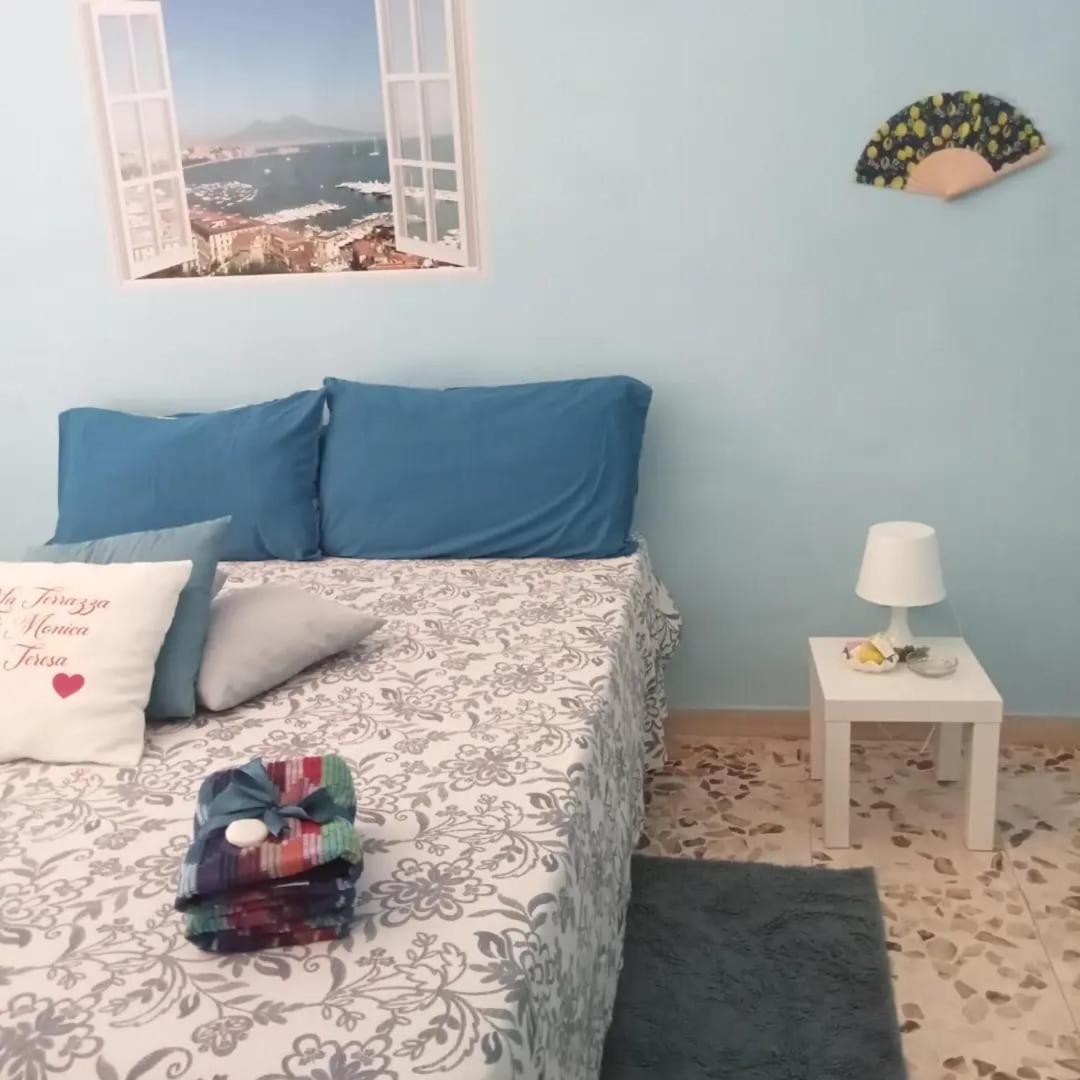 La Terrazza Di Monica & Teresa Panzió Portici Kültér fotó