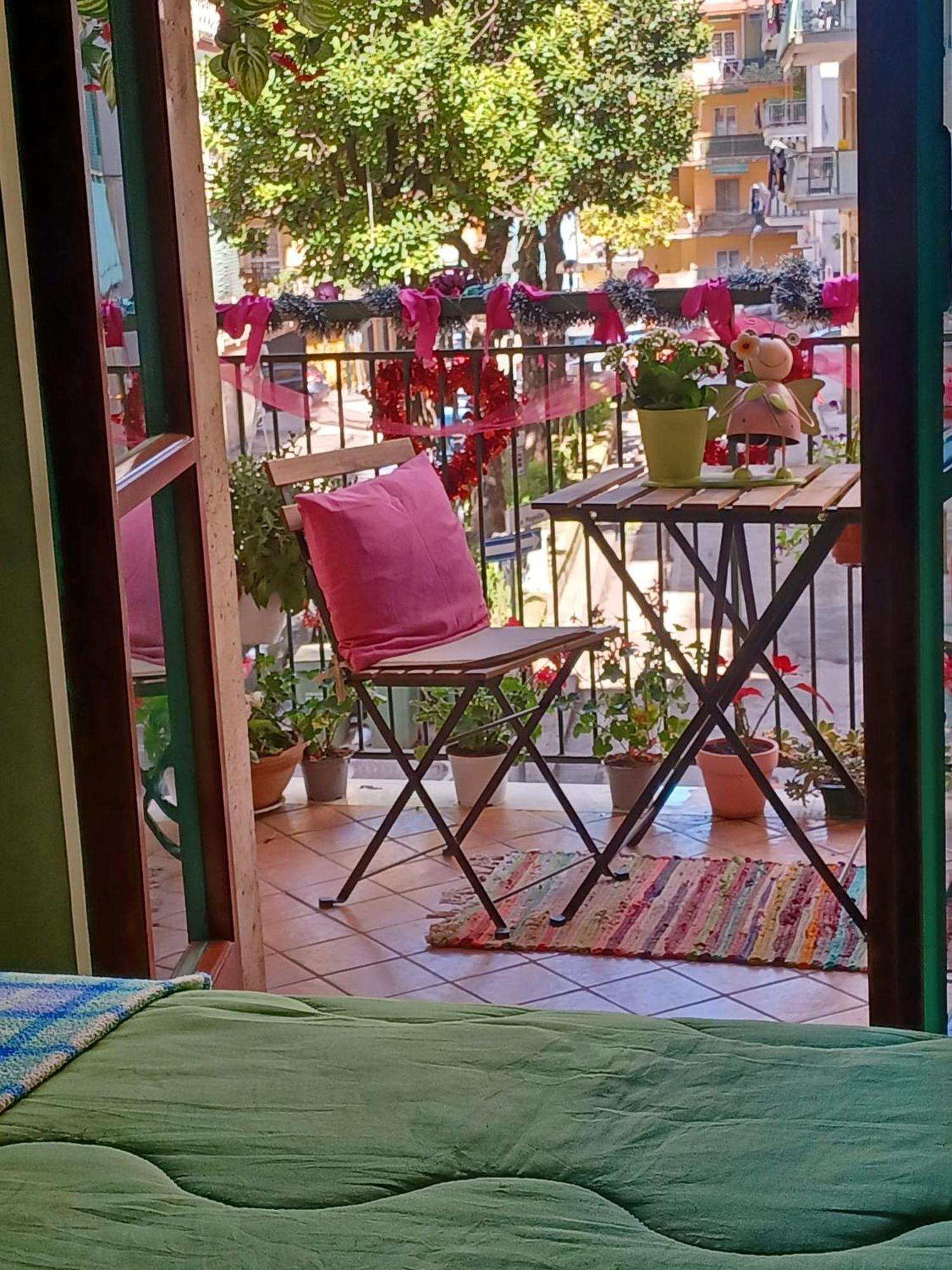 La Terrazza Di Monica & Teresa Panzió Portici Kültér fotó